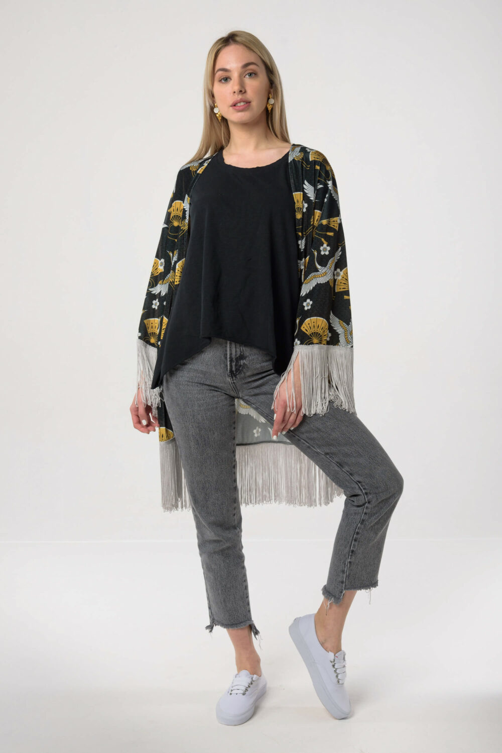 Heartbeatink Japanese Black N White Velvet Kimono