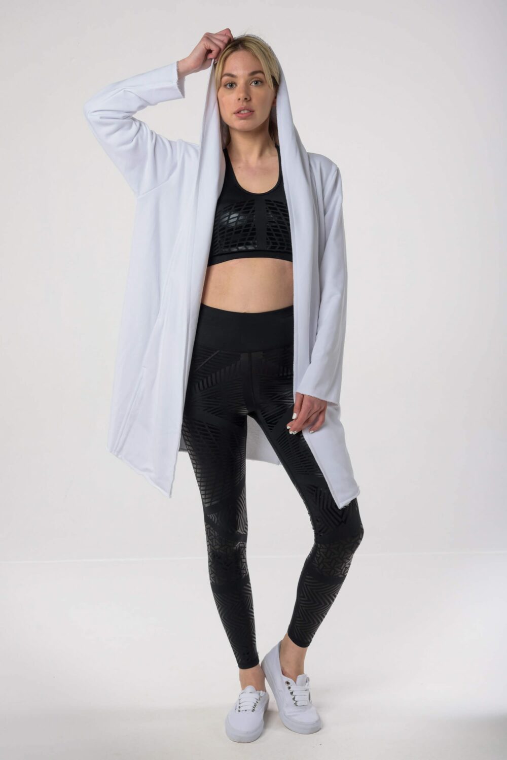 Baya Artemis Black Set / Long Reflective White Hoodie