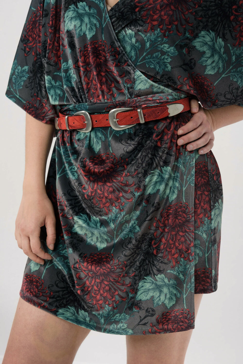 Heartbeatink Oriental Wrap Dress / NV Plesti