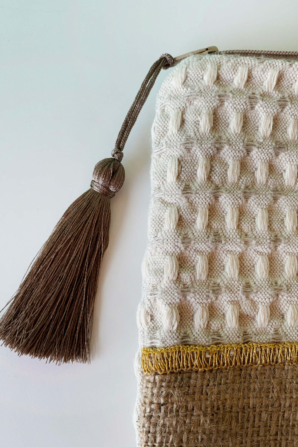 Myrto Arvaniti clutch