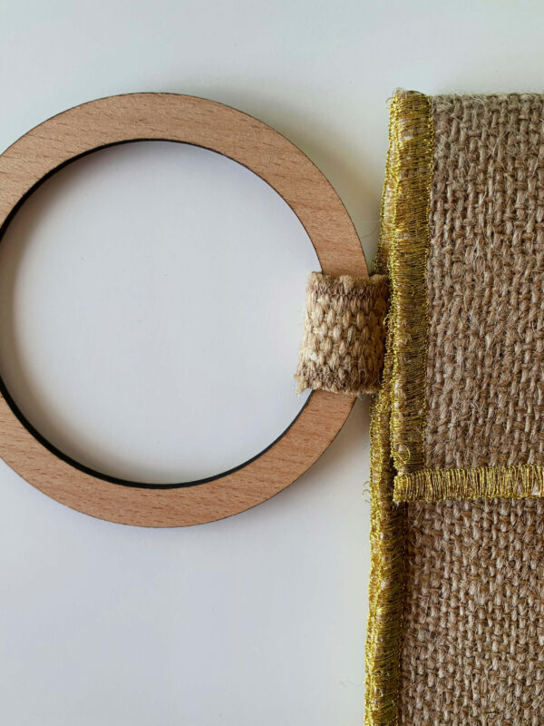 Myrto Arvaniti clutch