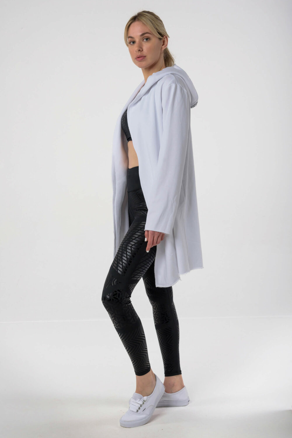 Baya Artemis Black Set / Long Reflective White Hoodie