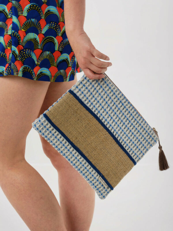 Myrto Arvaniti clutch