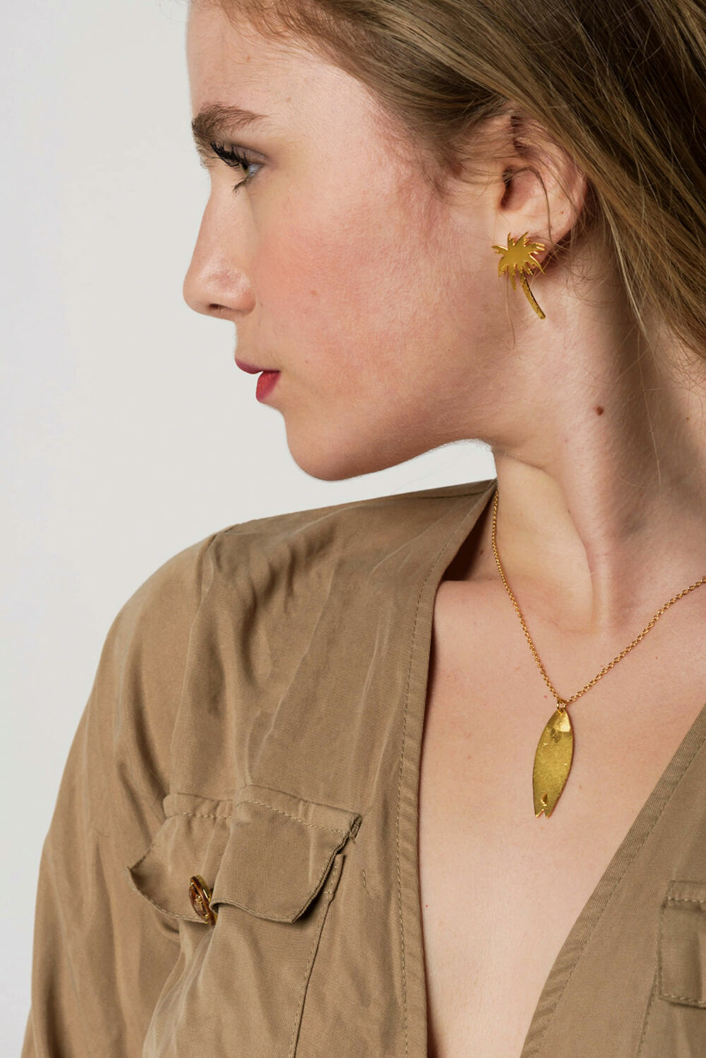 necklace by Katerina Chatzipetraki